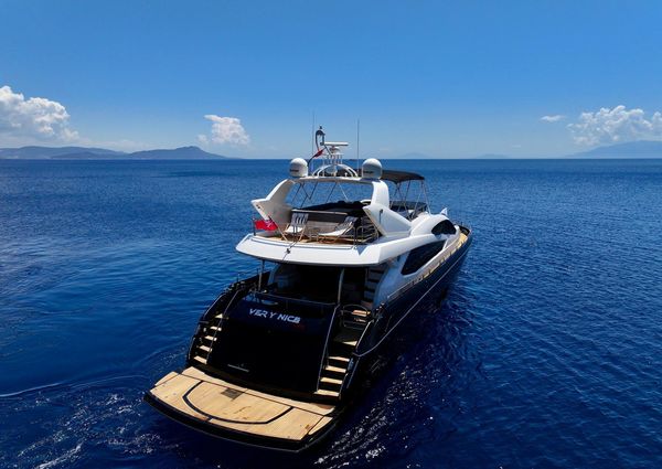 Sunseeker 80 Yacht image