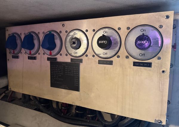 Viking 50 Convertible image