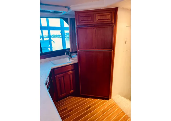 Viking 50 Convertible image