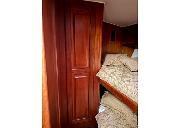 Viking 50 Convertible image