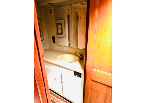 Viking 50 Convertible image