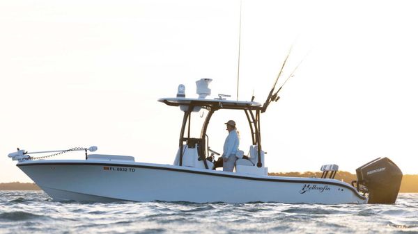 Yellowfin 26 Hybrid 