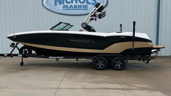 MasterCraft NXT 24