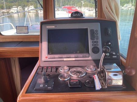 North Pacific 28 Pilothouse image