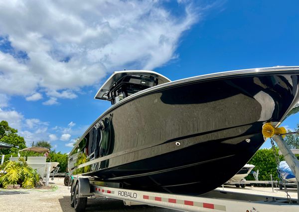 Robalo 266-CAYMAN image