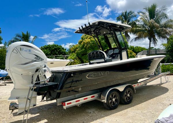 Robalo 266-CAYMAN image