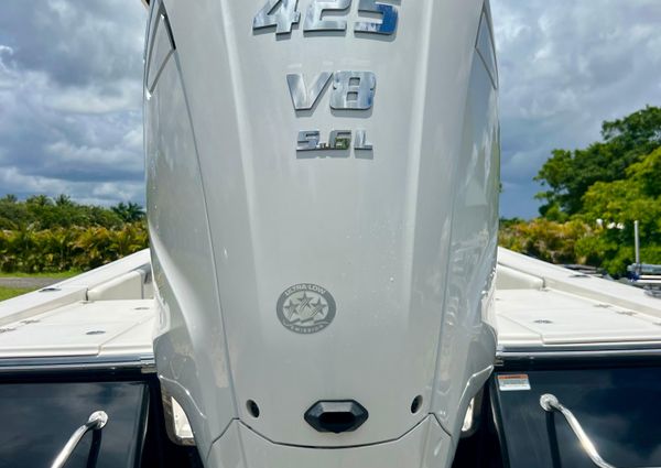 Robalo 266-CAYMAN image