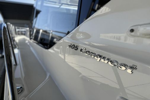 Boston Whaler 405 Conquest image