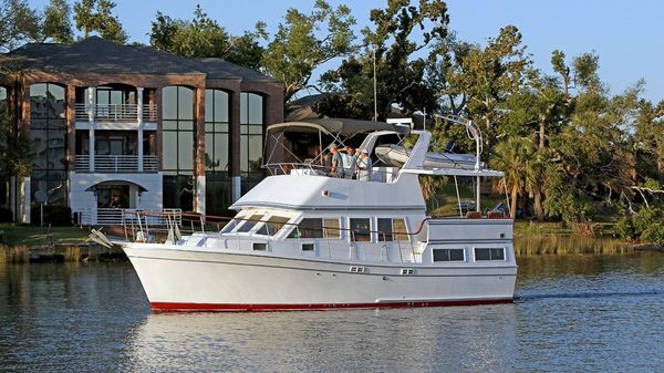 Marine Trader Labelle