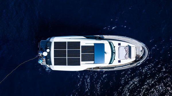 Greenline 48 Coupe Hybrid