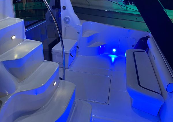 Sea Ray 52 Sedan Bridge image