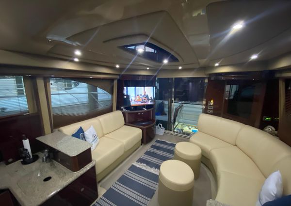 Sea Ray 52 Sedan Bridge image