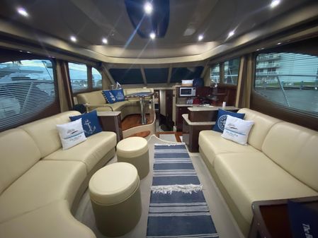 Sea Ray 52 Sedan Bridge image