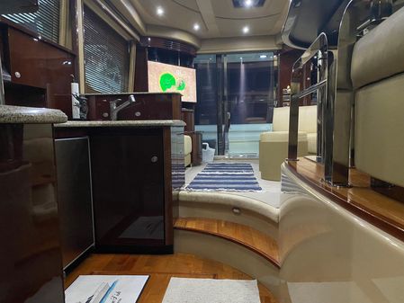 Sea Ray 52 Sedan Bridge image