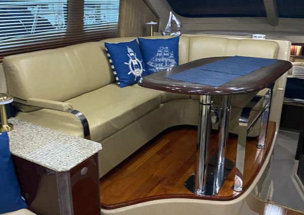 Sea Ray 52 Sedan Bridge image