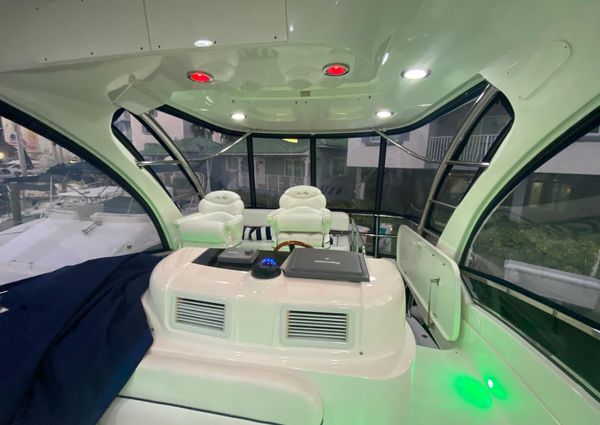 Sea Ray 52 Sedan Bridge image