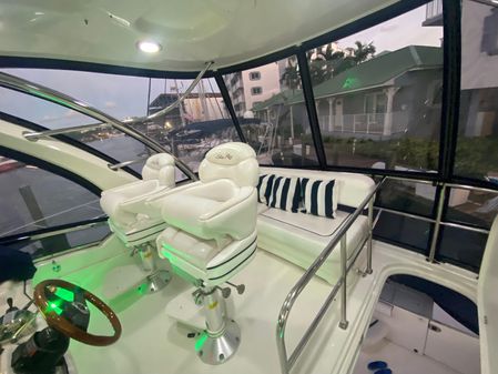 Sea Ray 52 Sedan Bridge image