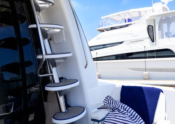 Carver 530-VOYAGER-PILOTHOUSE image