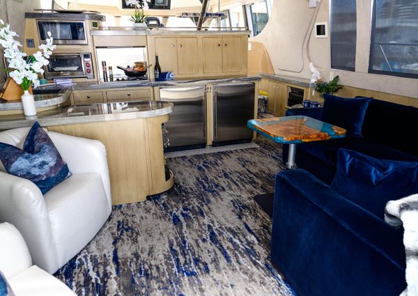 Carver 530-VOYAGER-PILOTHOUSE image