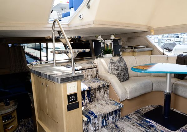 Carver 530-VOYAGER-PILOTHOUSE image