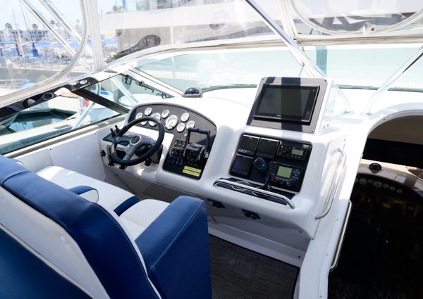 Carver 530-VOYAGER-PILOTHOUSE image