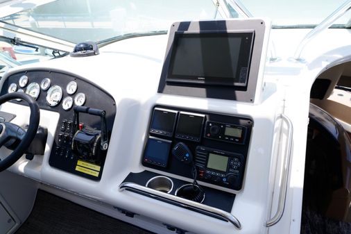 Carver 530-VOYAGER-PILOTHOUSE image