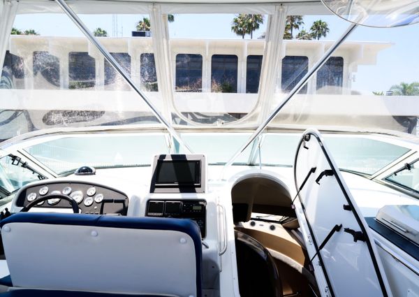 Carver 530-VOYAGER-PILOTHOUSE image