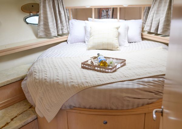 Carver 530-VOYAGER-PILOTHOUSE image