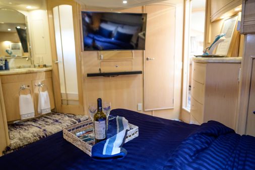 Carver 530-VOYAGER-PILOTHOUSE image