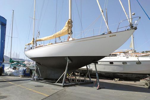 Berthon Classic Yacht image