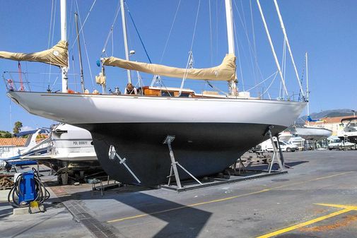 Berthon Classic Yacht image