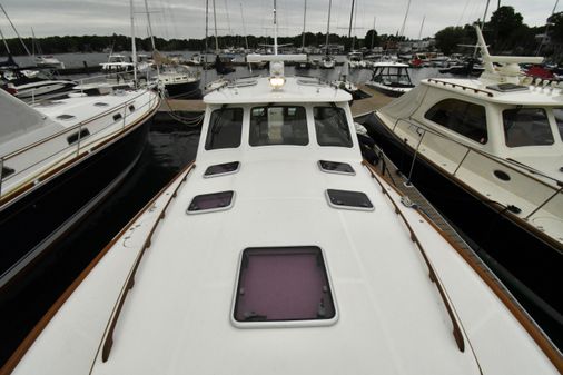 Hinckley Talaria 44 Motoryacht image