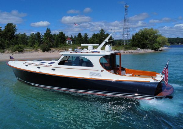 Hinckley Talaria 44 Motoryacht image