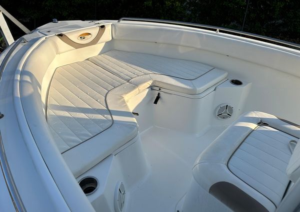 Sea Hunt Ultra 210 image