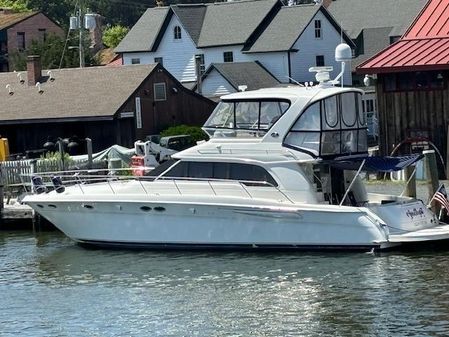 Sea Ray 480 Sedan Bridge image