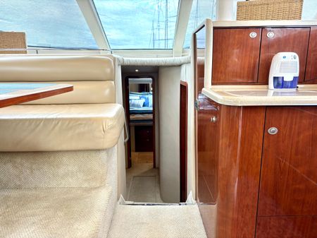 Sea Ray 480 Sedan Bridge image