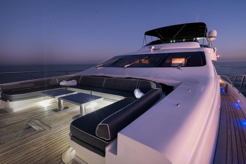 Azimut 100 Leonardo image