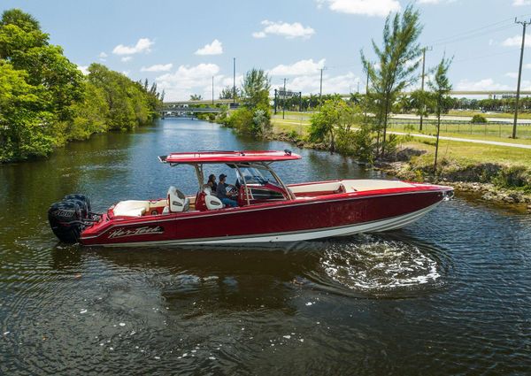 Nor-Tech 390 Sport Center Console image