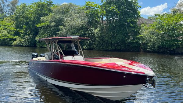 Nor-Tech 390 Sport Center Console 