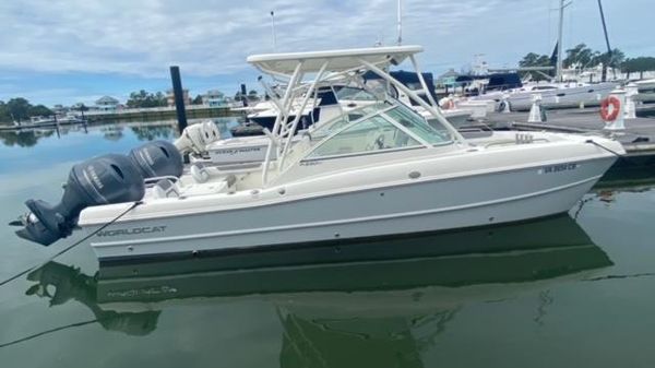 World Cat 230 DC