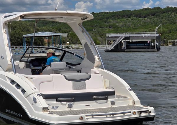 Chaparral 317 SSX image