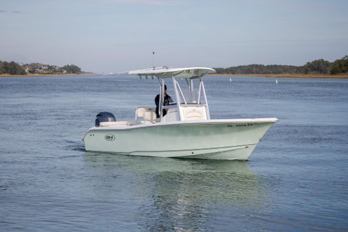 Sea Hunt Ultra 219 image