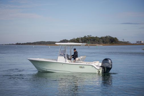 Sea Hunt Ultra 219 image