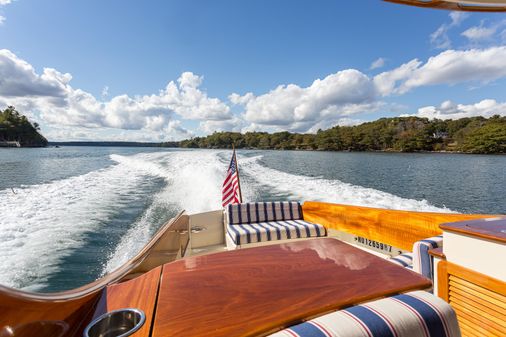 Hinckley Picnic Boat 37 MKIII image