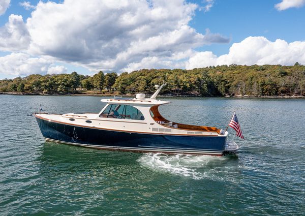 Hinckley Picnic Boat 37 MKIII image