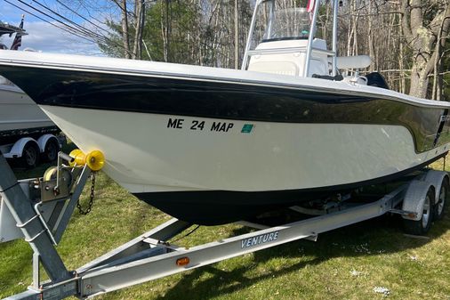 Sea Fox 236 Center Console image