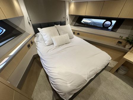 Sunseeker Manhattan 52 image