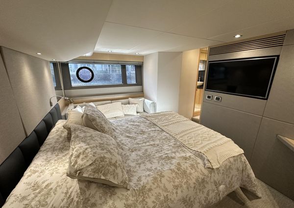 Sunseeker Manhattan 52 image