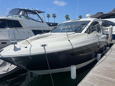 Sea Ray Sundancer 350 image