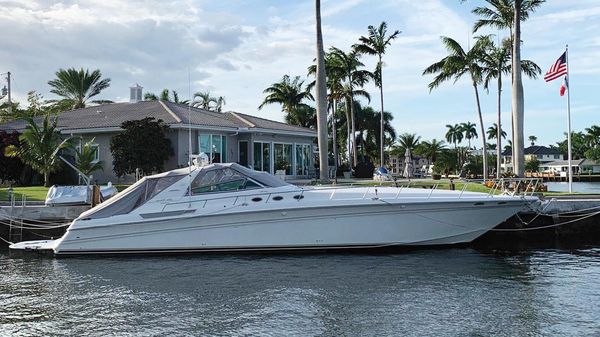 Sea Ray 630 Sundancer